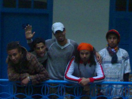ya wdi 3al9 rah shab lhal